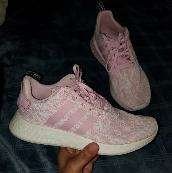 pink nmds mens